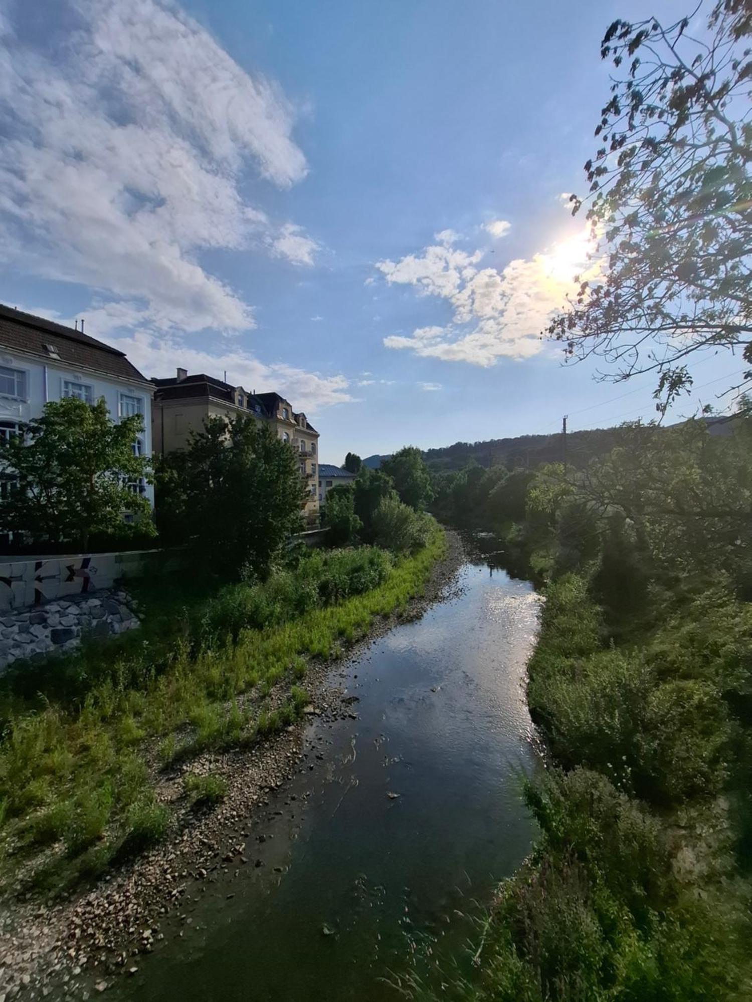 Хостел Adelin Вена Экстерьер фото